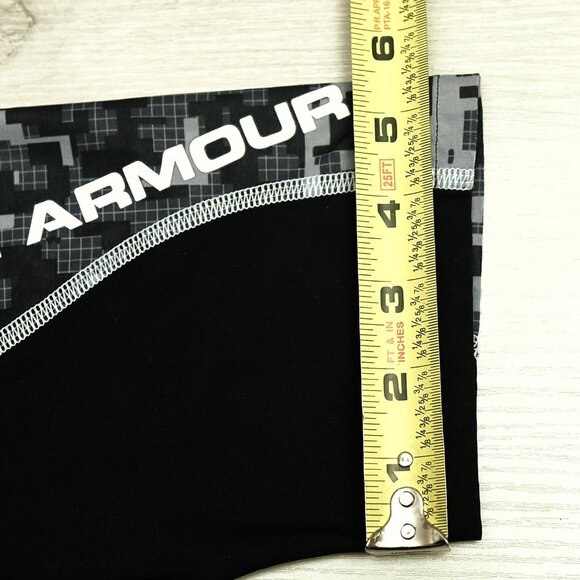 Under Armor Heat Gear compression t-shirt. - Picture 7 of 8